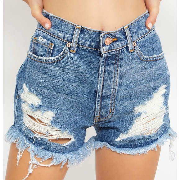 BRAND NEW REVICE JEAN SHORTS!!!! - Picture 5 of 6